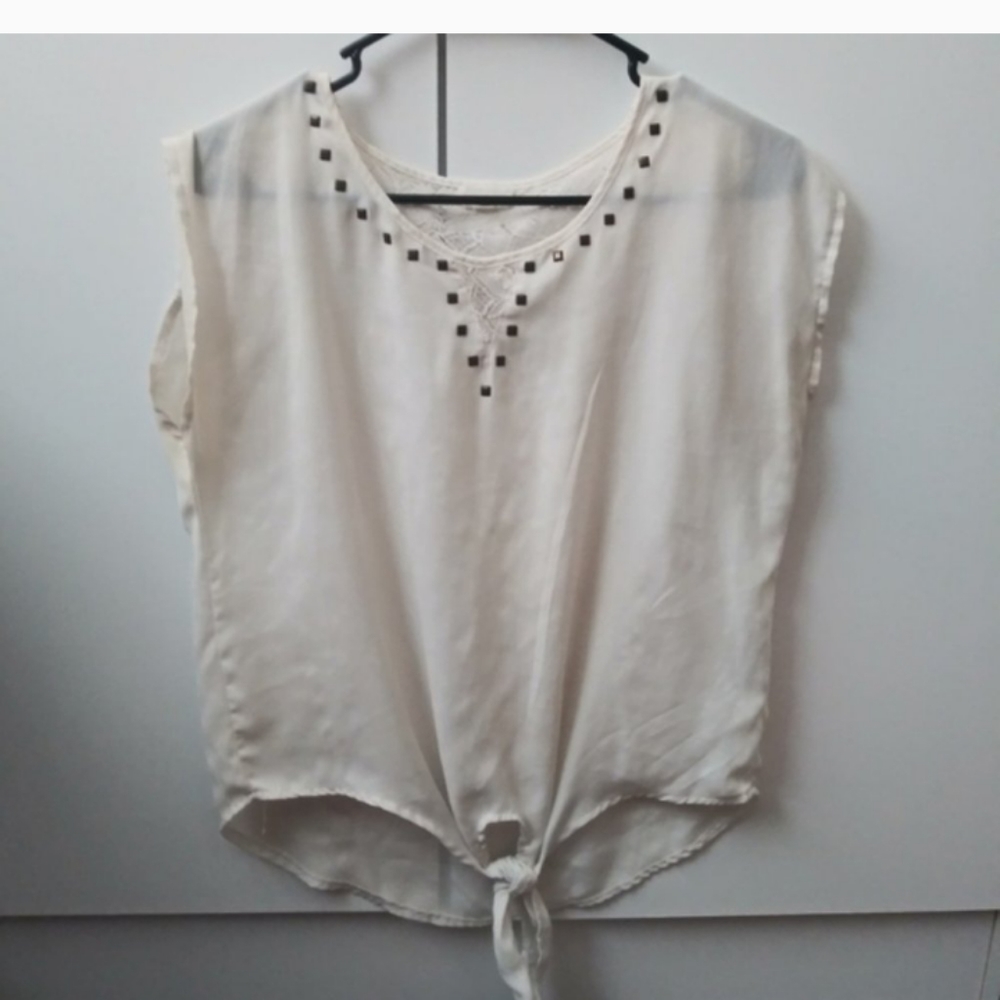 Sale- Vintage white sleeveless tie crop top